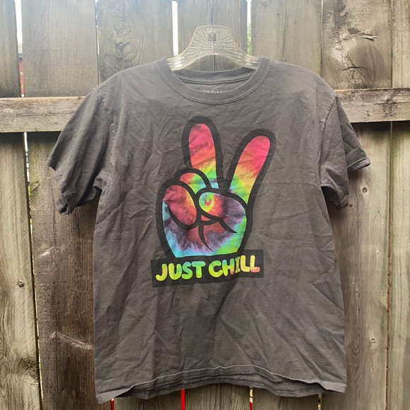 Gildan Other - Just chill tee sz. XXL